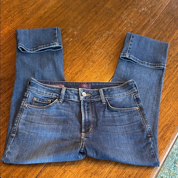 NYDJ Sheri Slim Jeans 6P. EUC - Picture 3 of 9